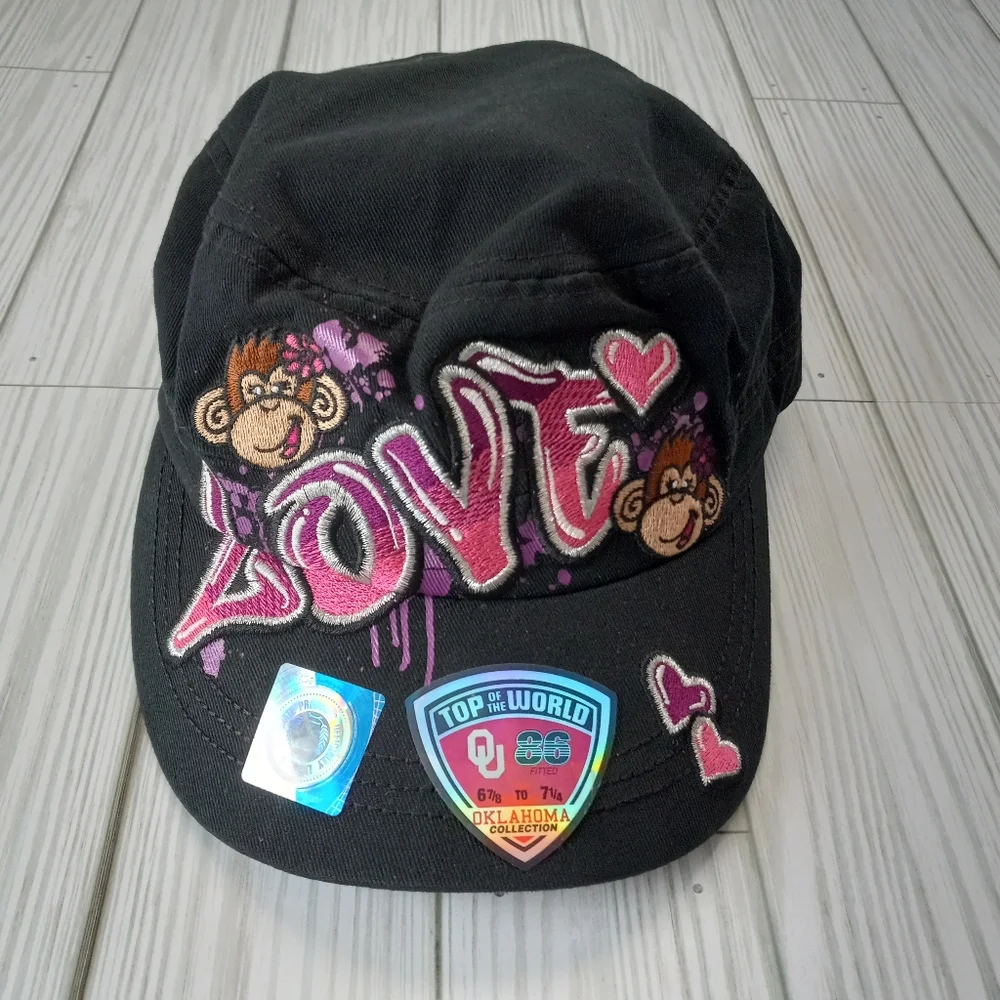 Albuquerque Biopark Monkey Love Hat